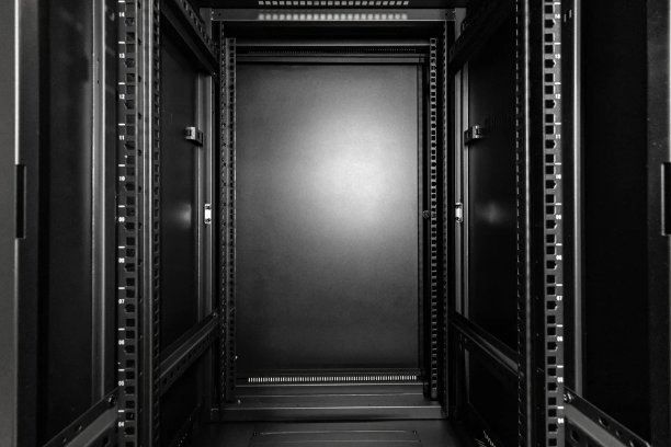 CTC 22U Network Cabinet 600x600mm Mesh